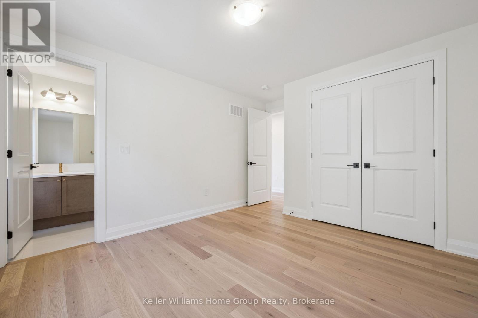 17 Mary Watson Street, North Dumfries, Ontario  N0B 1E0 - Photo 36 - X12457175