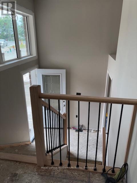 12 Meadow Wood Court, North Bay, Ontario  P1A 4L5 - Photo 11 - X12421613