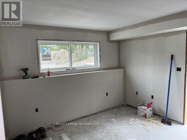 12 Meadow Wood Court, North Bay, Ontario  P1A 4L5 - Photo 27 - X12421613