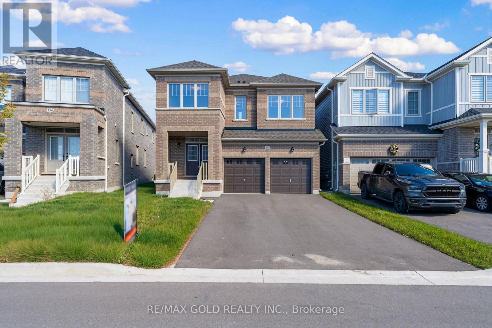 200 LIMESTONE LANE, Shelburne, Ontario