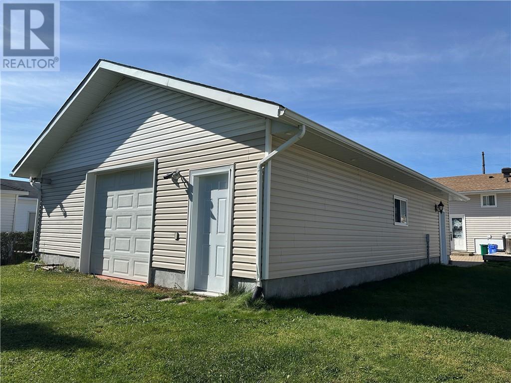 4184 Frost Avenue, Valley East, Ontario  P3P 1E2 - Photo 12 - 2125030