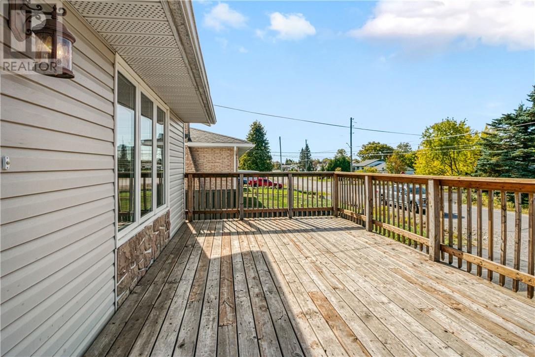 4184 Frost Avenue, Valley East, Ontario  P3P 1E2 - Photo 4 - 2125030