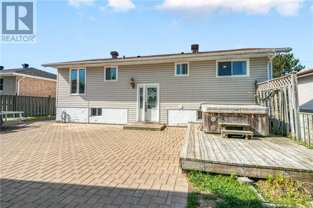 4184 Frost Avenue, Valley East, Ontario  P3P 1E2 - Photo 5 - 2125030