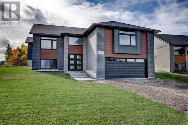 825 Moonrock Avenue, Sudbury, Ontario  P3E 5Z5 - Photo 1 - 2125064