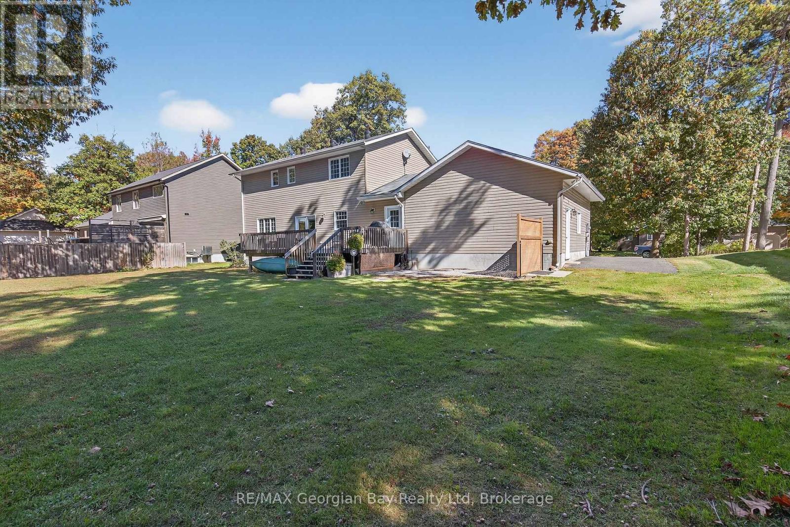 32 Johnston Street, Tiny, Ontario  L0L 2T0 - Photo 36 - S12457239