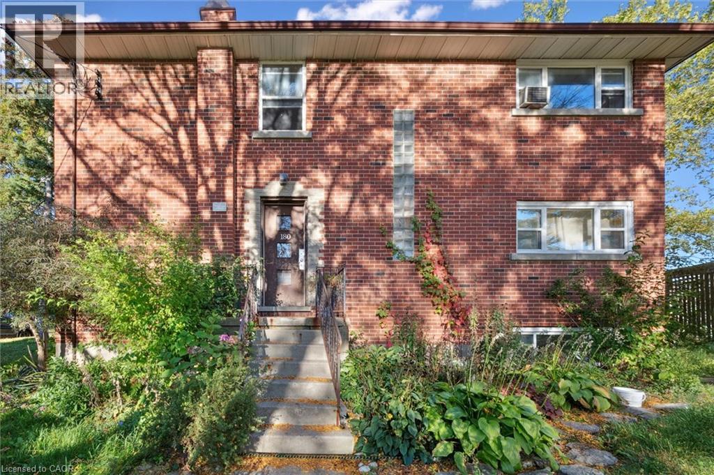 180 Becker Street, Kitchener, Ontario  N2B 1X7 - Photo 1 - 40775874
