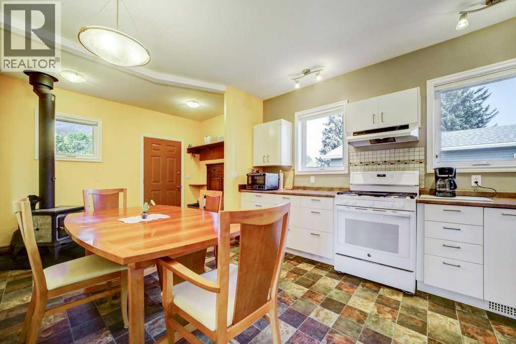 1002 227 Street, Hillcrest, Alberta  T0K 1C0 - Photo 8 - A2254227