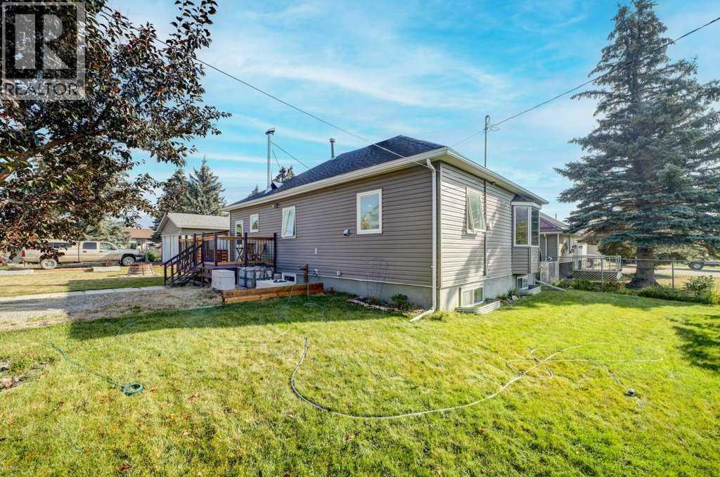 1002 227 Street, Hillcrest, Alberta  T0K 1C0 - Photo 2 - A2254227