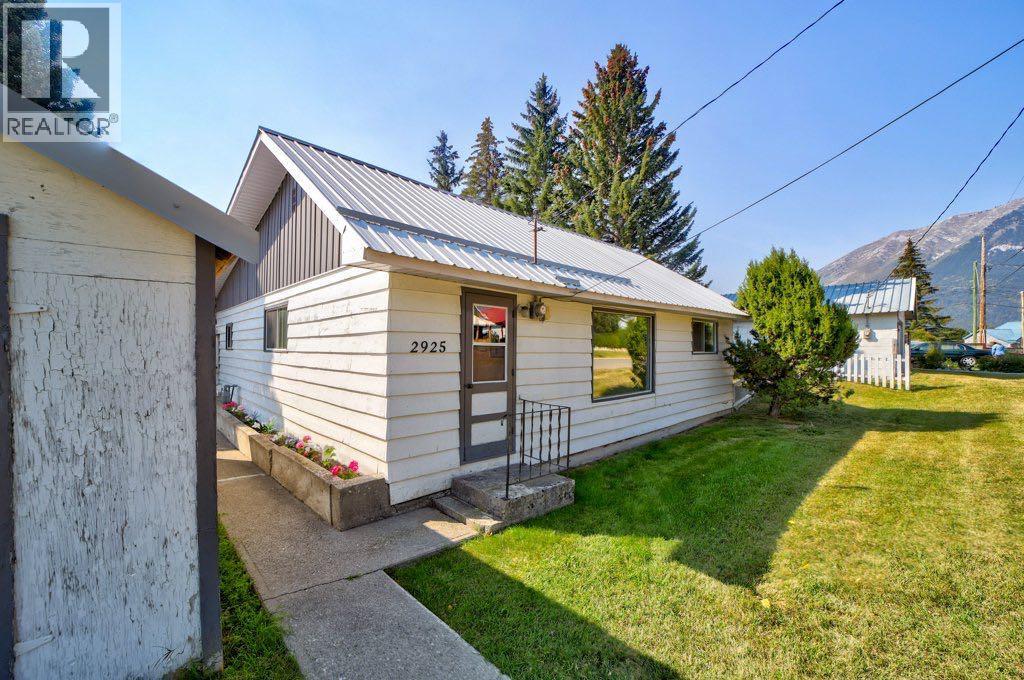 2925 223 Street, Bellevue, Alberta  T0K 0C0 - Photo 30 - A2255160
