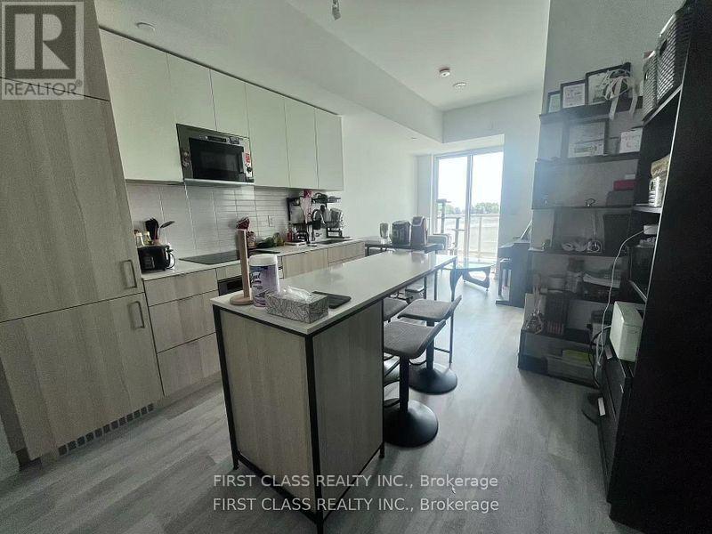 317 - 220 Missinnihe Way, Mississauga, Ontario  L5H 0A9 - Photo 6 - W12457138