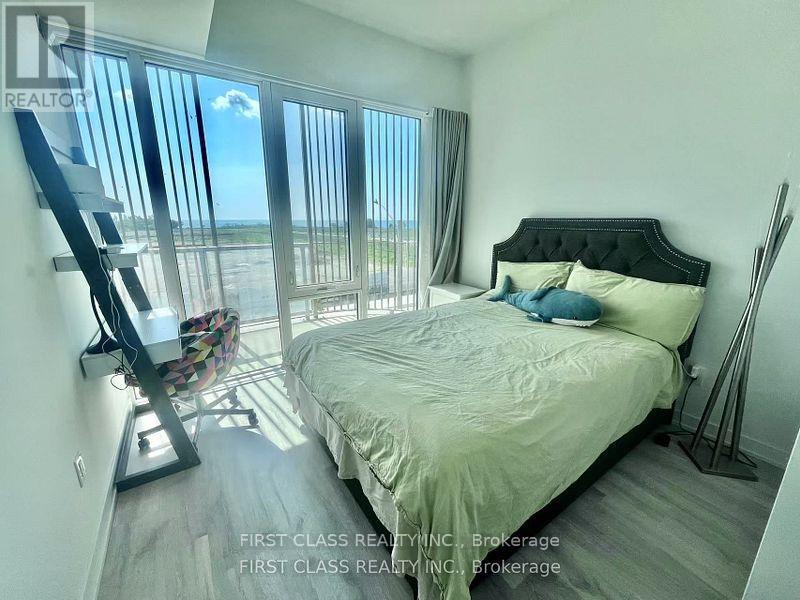 317 - 220 Missinnihe Way, Mississauga, Ontario  L5H 0A9 - Photo 8 - W12457138