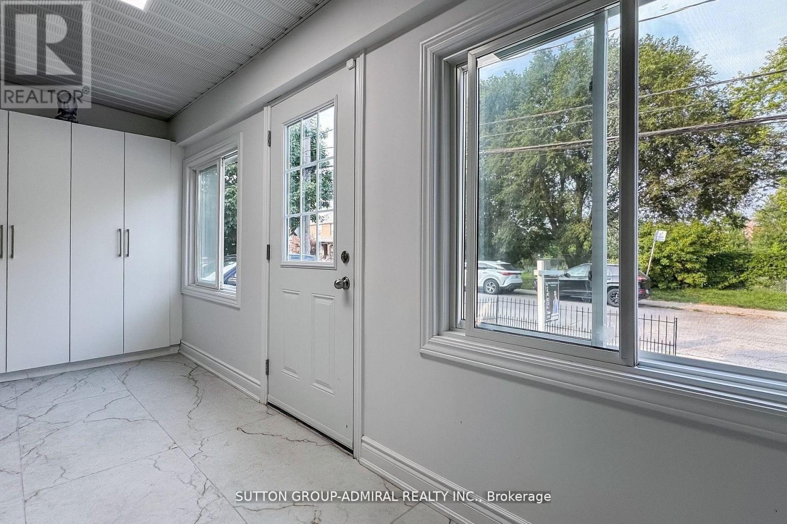 14 Spears Street, Toronto, Ontario  M6N 3X7 - Photo 26 - W12457147