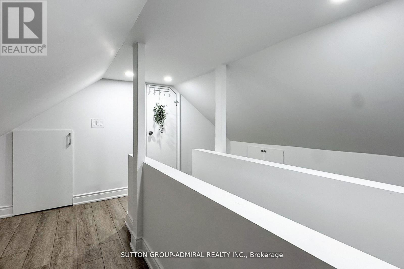 14 Spears Street, Toronto, Ontario  M6N 3X7 - Photo 30 - W12457147