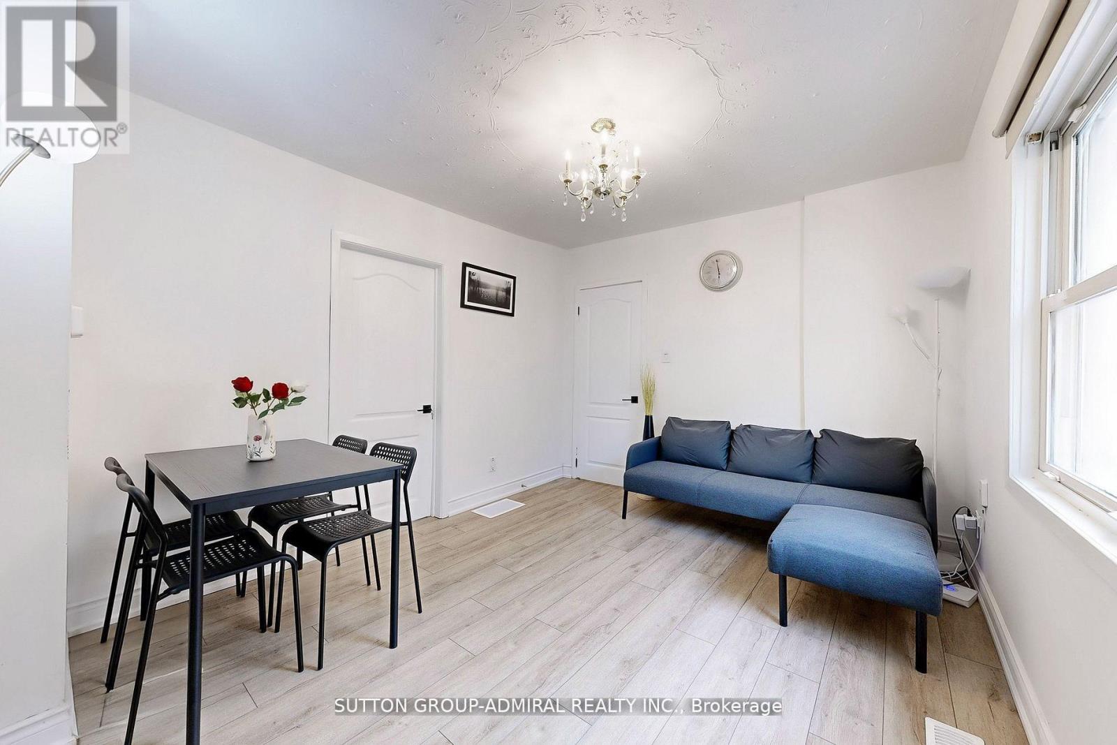 14 Spears Street, Toronto, Ontario  M6N 3X7 - Photo 5 - W12457147