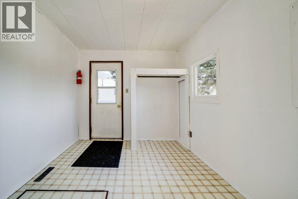 2925 223 Street, Bellevue, Alberta  T0K 0C0 - Photo 22 - A2255160