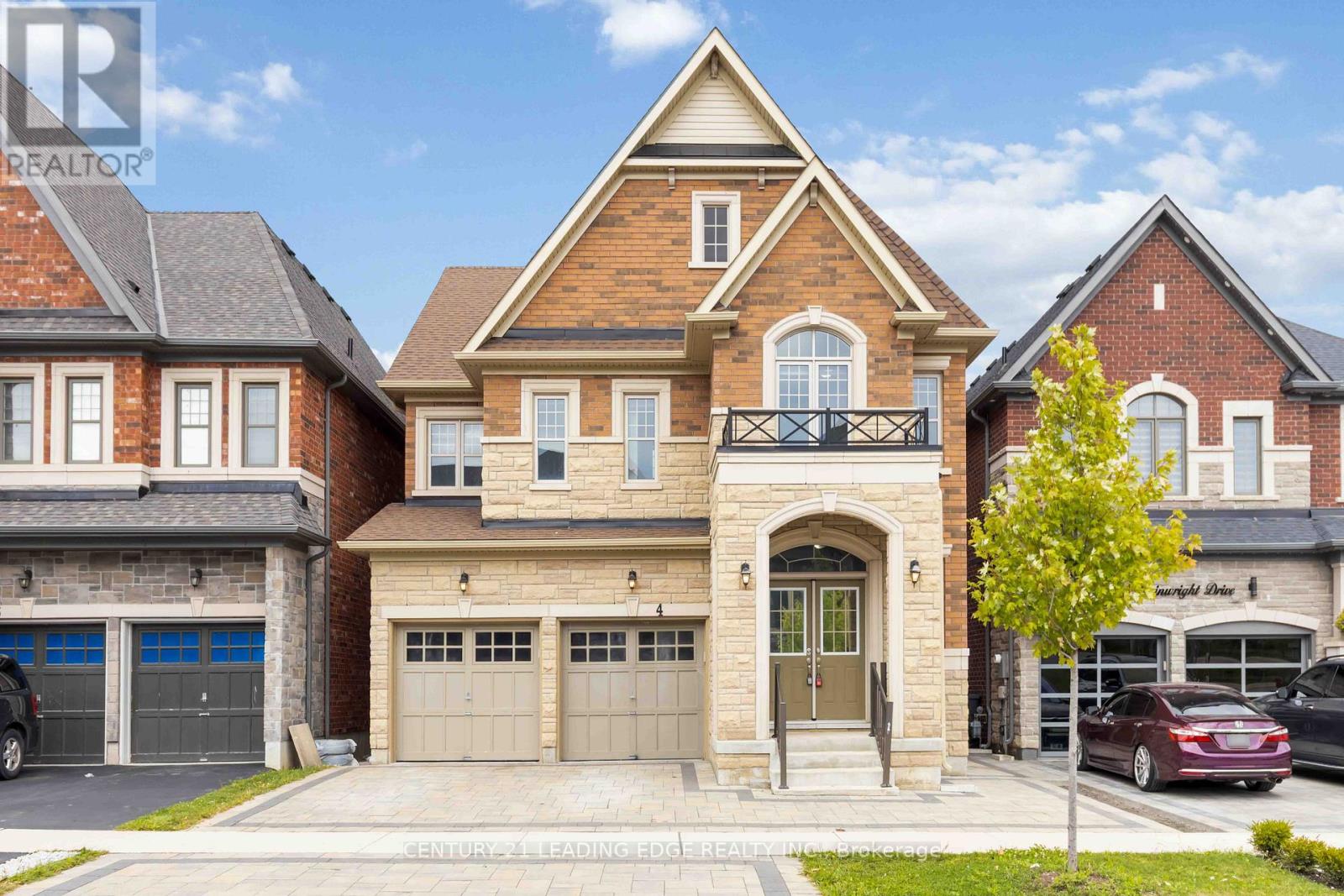 4 Wainwright Drive, Brampton, Ontario  L7A 0C7 - Photo 1 - W12457210