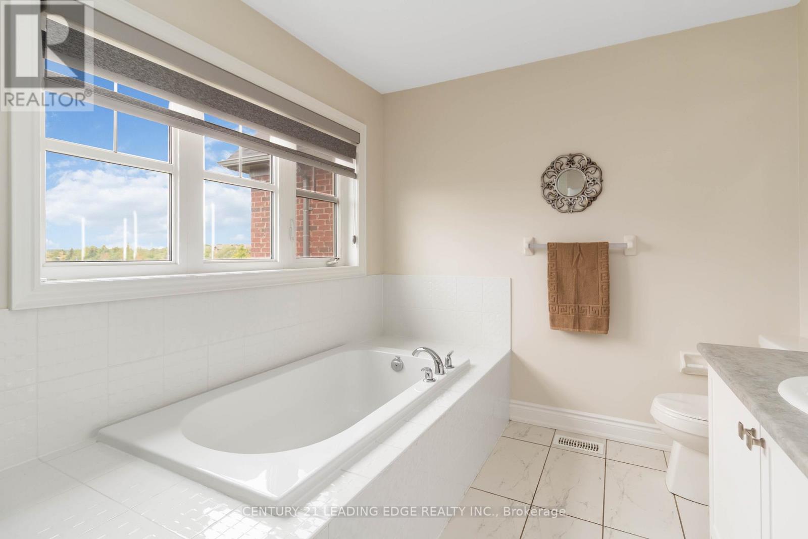 4 Wainwright Drive, Brampton, Ontario  L7A 0C7 - Photo 38 - W12457210