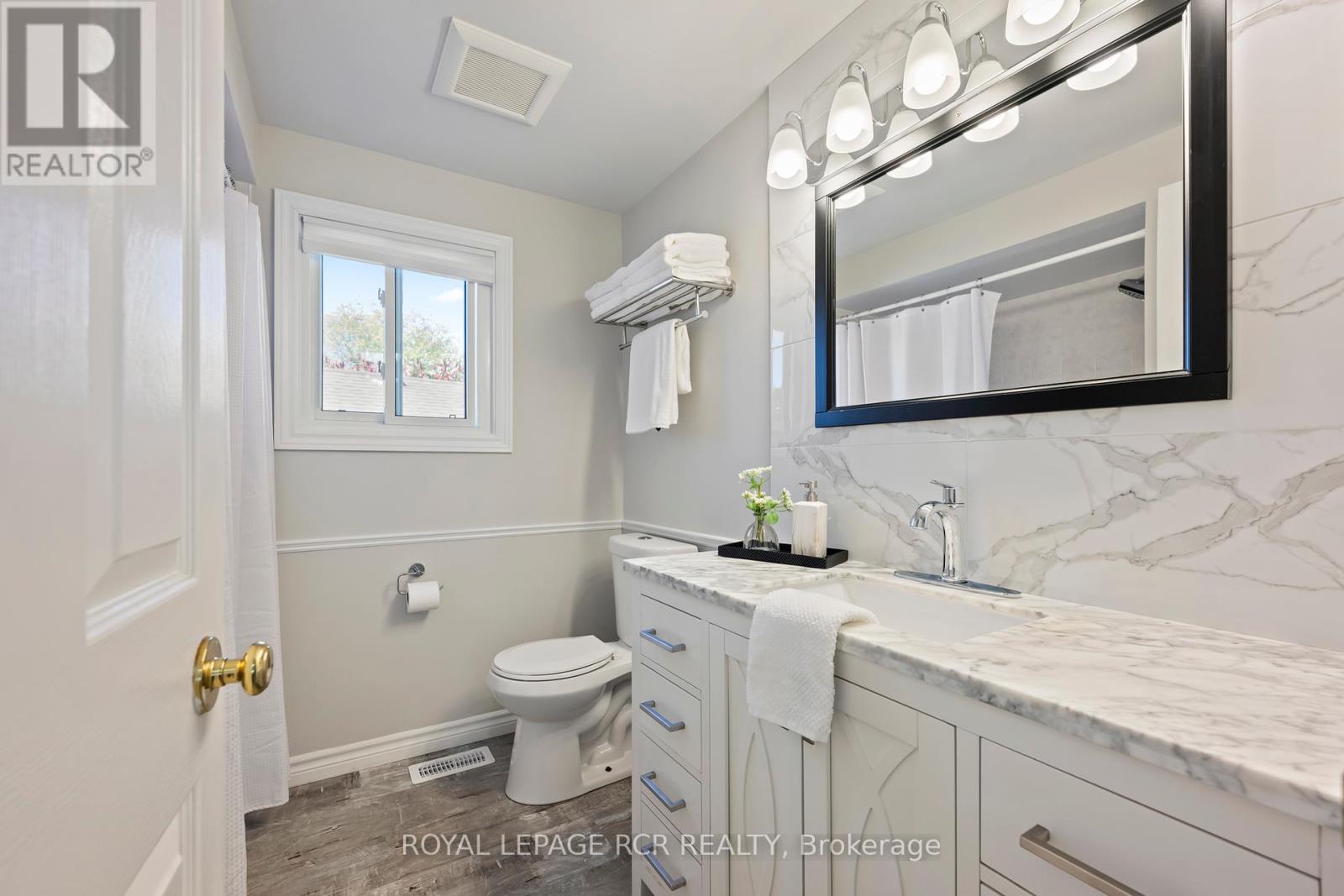 60 Colbourne Crescent, Orangeville, Ontario  L9W 5A7 - Photo 22 - W12457224