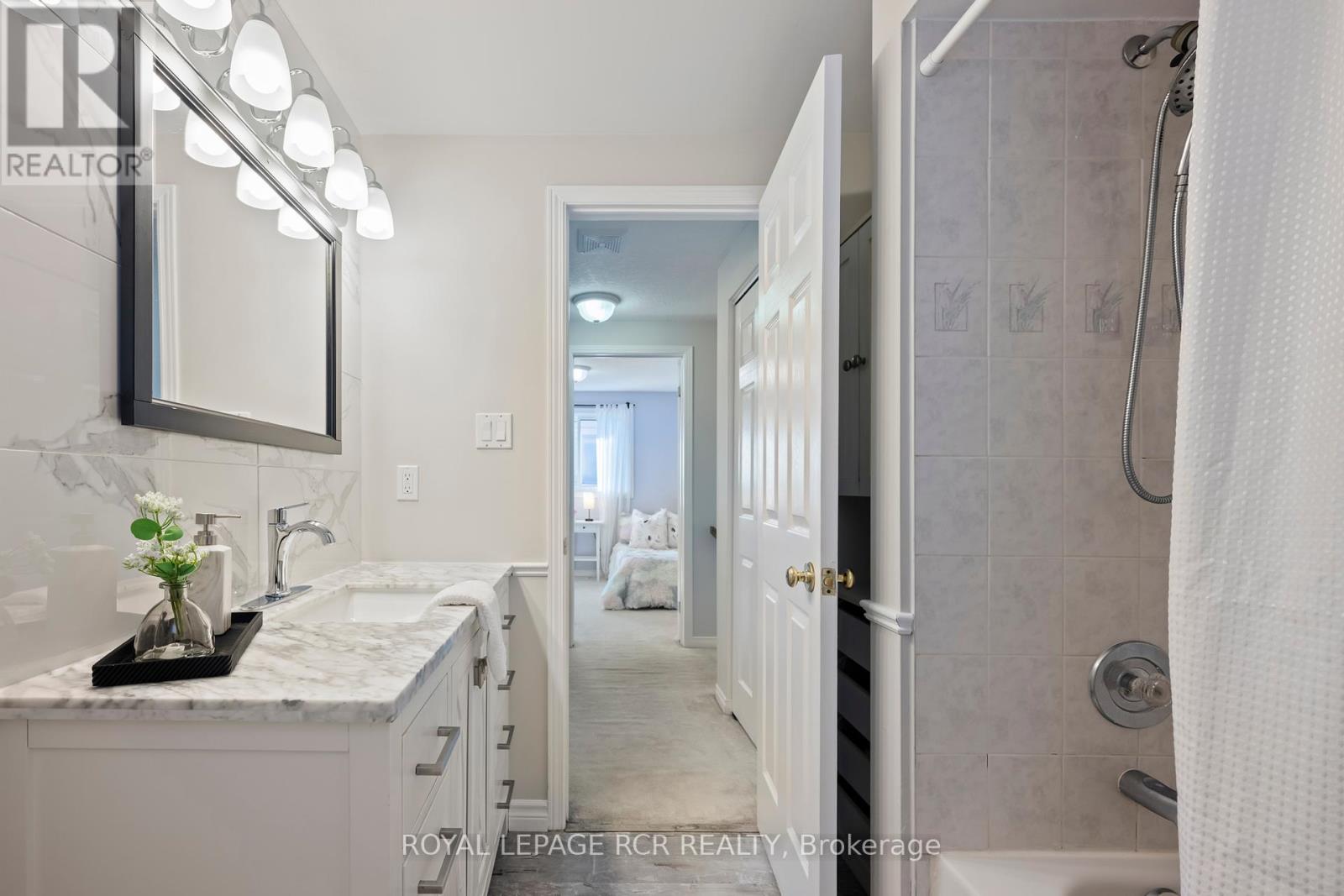 60 Colbourne Crescent, Orangeville, Ontario  L9W 5A7 - Photo 23 - W12457224