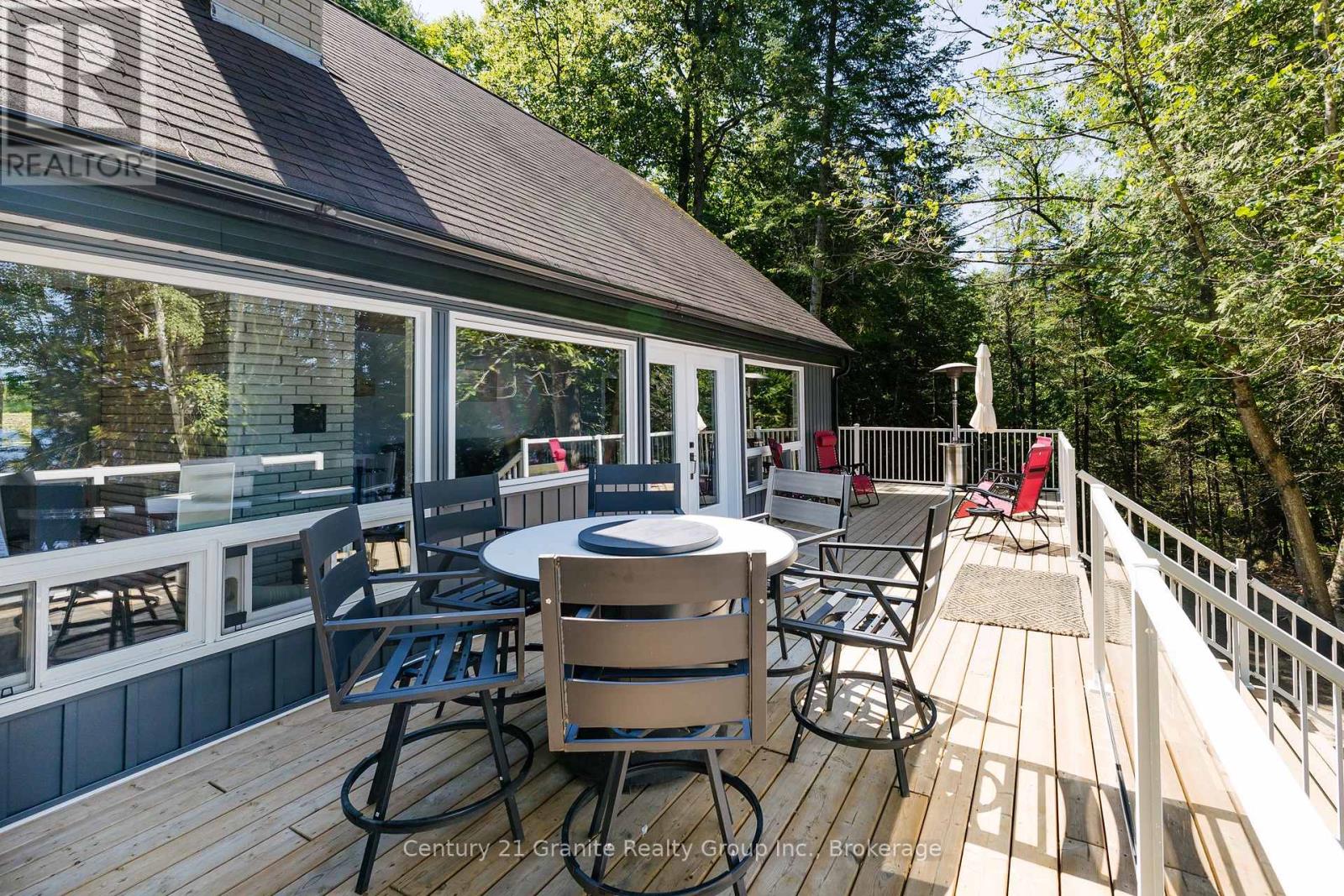 2347 Kashagawigamog Lake Road, Minden Hills, Ontario  K0M 2K0 - Photo 31 - X12457237