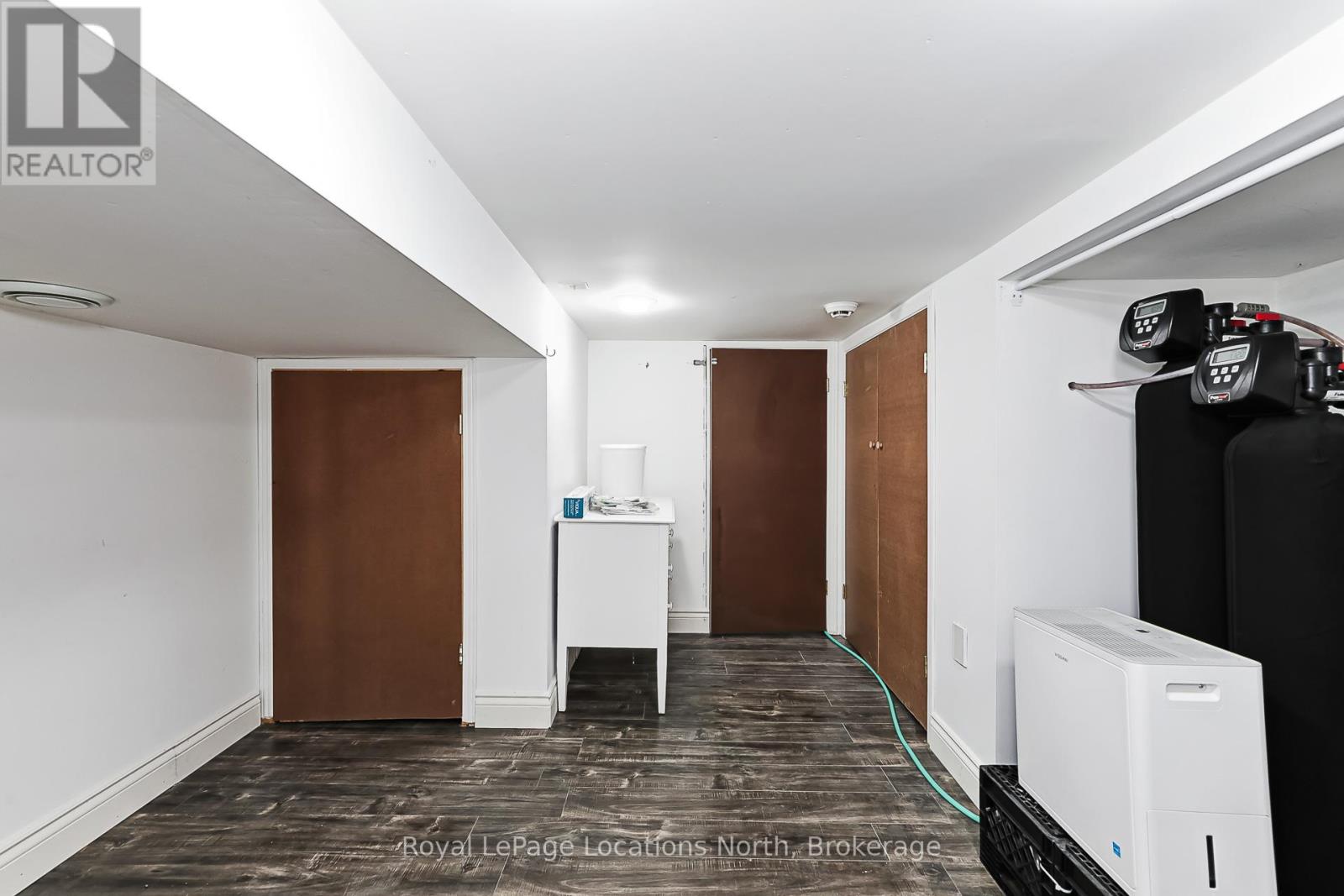 213 Marsh Street, Blue Mountains, Ontario  N0H 1J0 - Photo 25 - X12457241