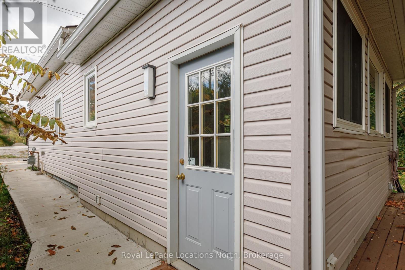 213 Marsh Street, Blue Mountains, Ontario  N0H 1J0 - Photo 28 - X12457241