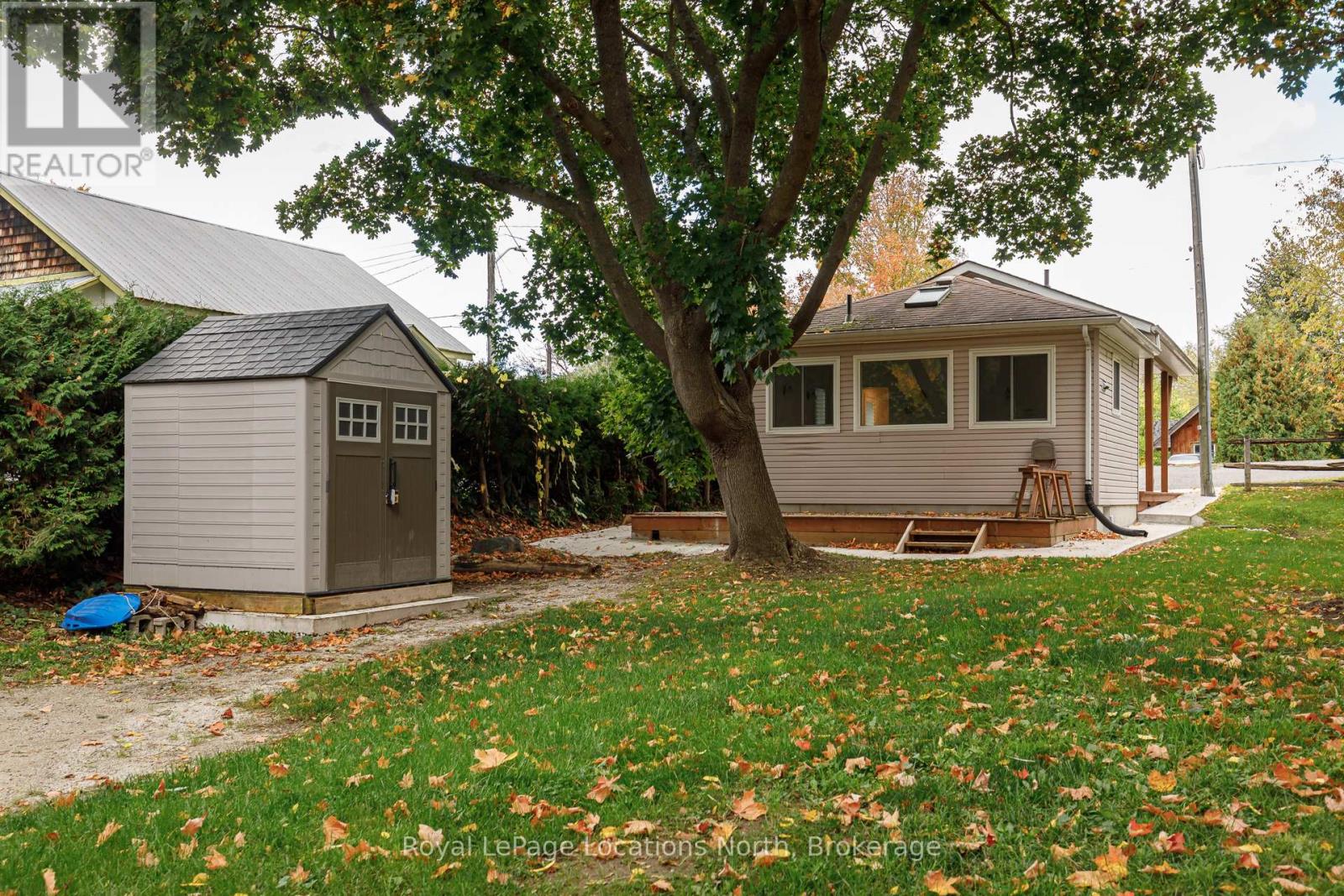 213 Marsh Street, Blue Mountains, Ontario  N0H 1J0 - Photo 32 - X12457241