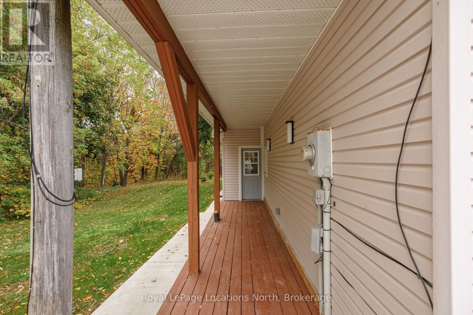 213 Marsh Street, Blue Mountains, Ontario  N0H 1J0 - Photo 6 - X12457241