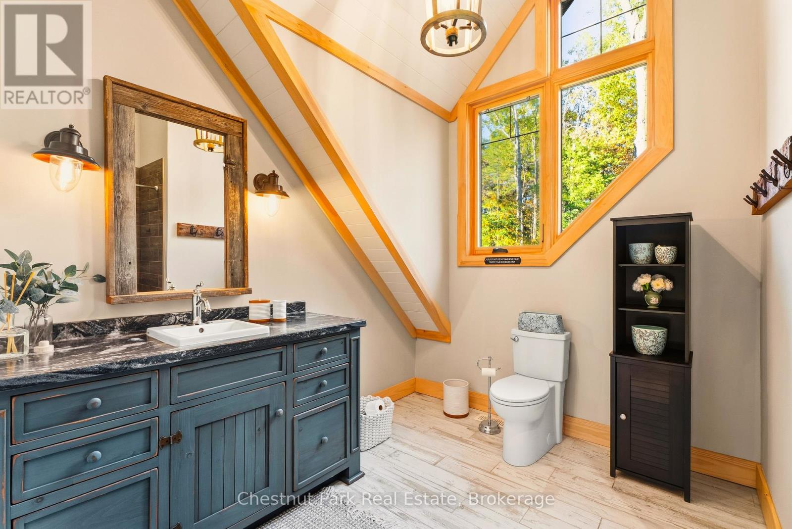 1763 North Muldrew Lake Road, Gravenhurst, Ontario  P1P 1R2 - Photo 23 - X12457257