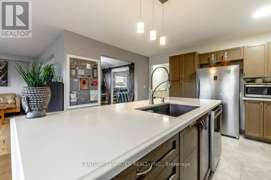 810 Hargrove Trail, Peterborough, Ontario  K9L 0B6 - Photo 10 - X12457265
