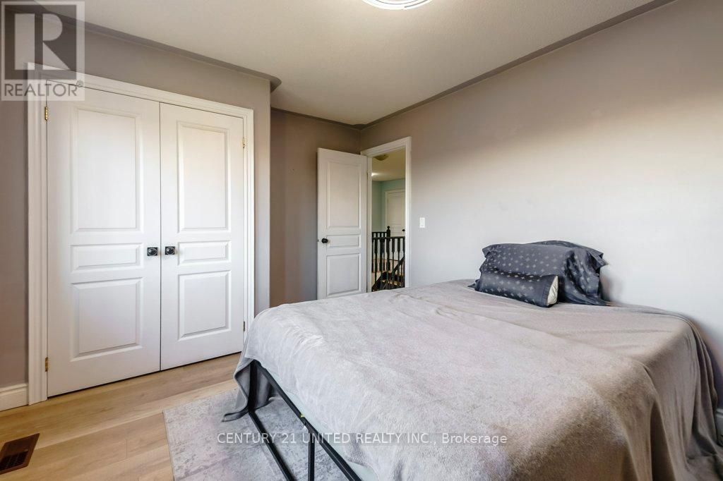 810 Hargrove Trail, Peterborough, Ontario  K9L 0B6 - Photo 27 - X12457265