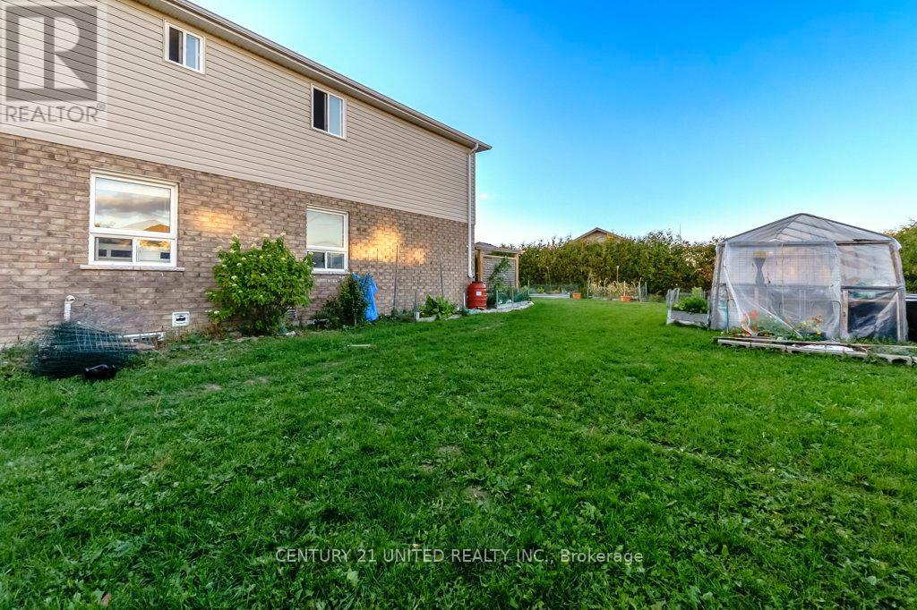810 Hargrove Trail, Peterborough, Ontario  K9L 0B6 - Photo 34 - X12457265