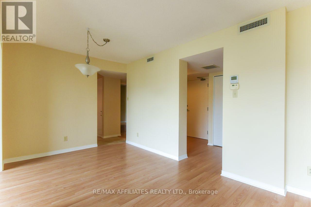 407 - 330 Centrum Boulevard, Ottawa, Ontario  K1E 3W2 - Photo 10 - X12457236
