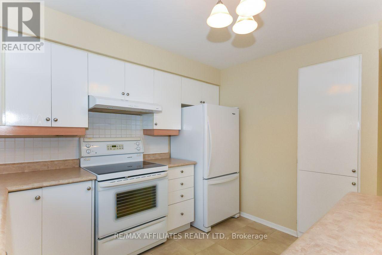 407 - 330 Centrum Boulevard, Ottawa, Ontario  K1E 3W2 - Photo 13 - X12457236