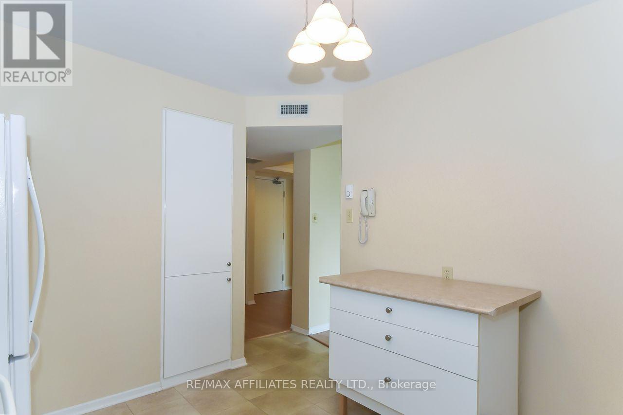 407 - 330 Centrum Boulevard, Ottawa, Ontario  K1E 3W2 - Photo 14 - X12457236