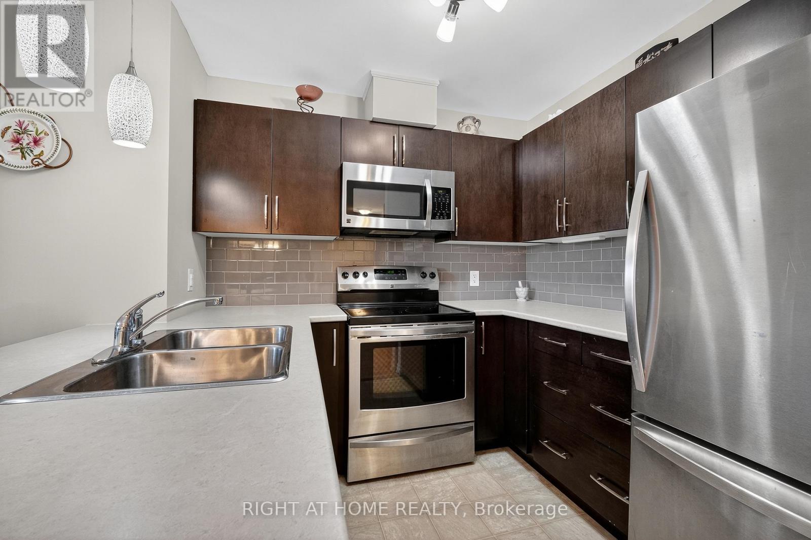 306 - 141 Potts Private, Ottawa, Ontario  K4A 0X9 - Photo 19 - X12457263