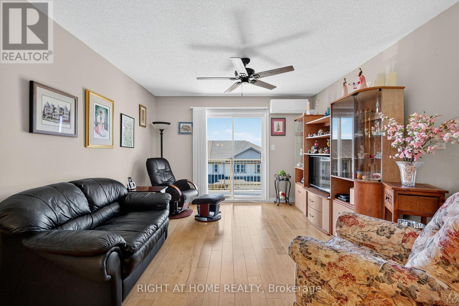 306 - 141 Potts Private, Ottawa, Ontario  K4A 0X9 - Photo 8 - X12457263