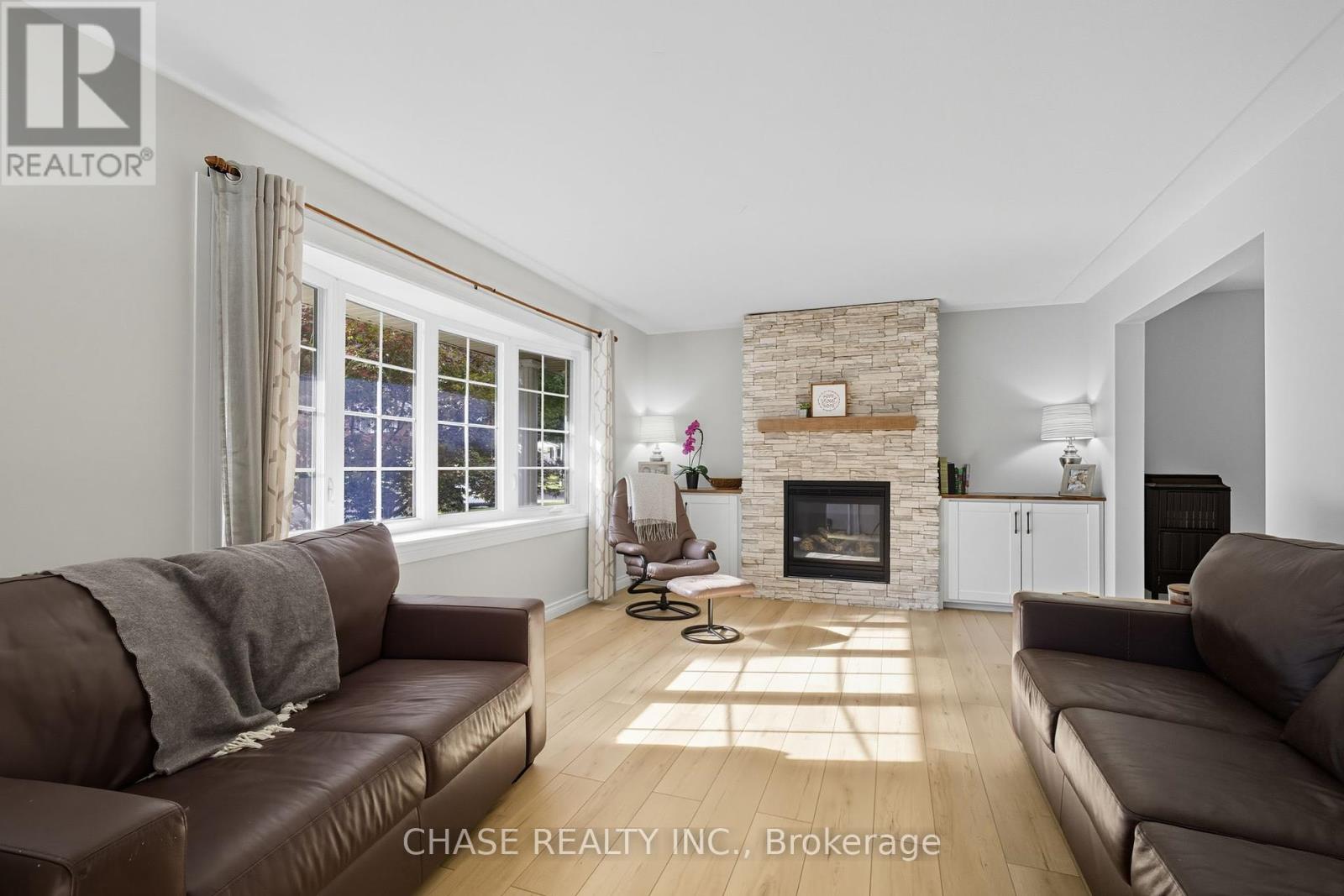 119 Oak Street, Norfolk, Ontario  N3Y 4S2 - Photo 15 - X12457164