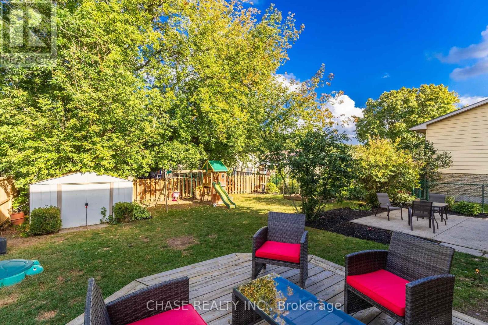 119 Oak Street, Norfolk, Ontario  N3Y 4S2 - Photo 37 - X12457164
