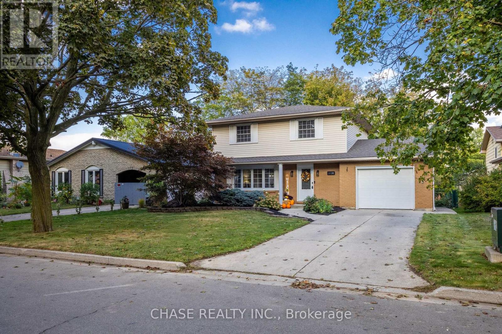 119 Oak Street, Norfolk, Ontario  N3Y 4S2 - Photo 4 - X12457164