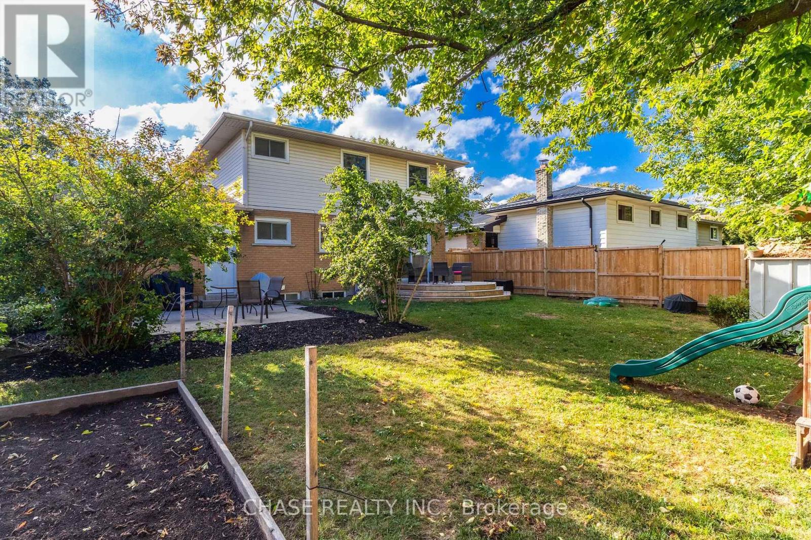 119 Oak Street, Norfolk, Ontario  N3Y 4S2 - Photo 45 - X12457164