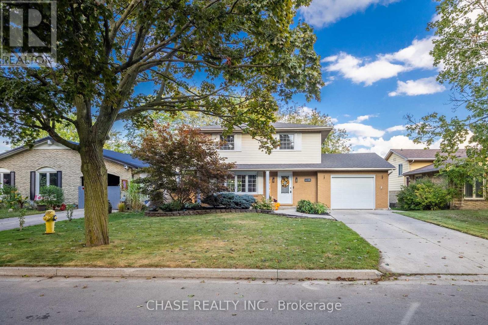 119 Oak Street, Norfolk, Ontario  N3Y 4S2 - Photo 5 - X12457164