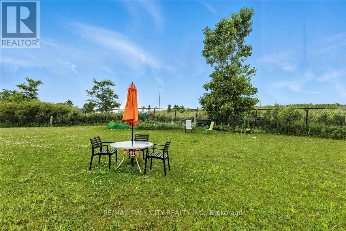 260 Countrystone Crescent, Kitchener, Ontario  N2N 3S2 - Photo 25 - X12457191