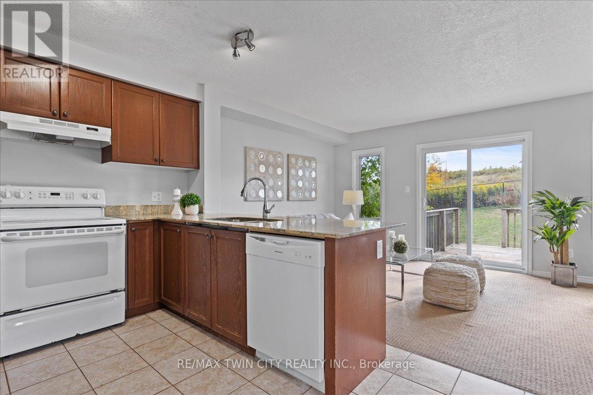 260 Countrystone Crescent, Kitchener, Ontario  N2N 3S2 - Photo 6 - X12457191