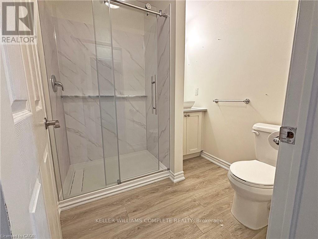 2 - 76 Wentworth Street S, Hamilton, Ontario  L8N 2Y9 - Photo 10 - X12457219