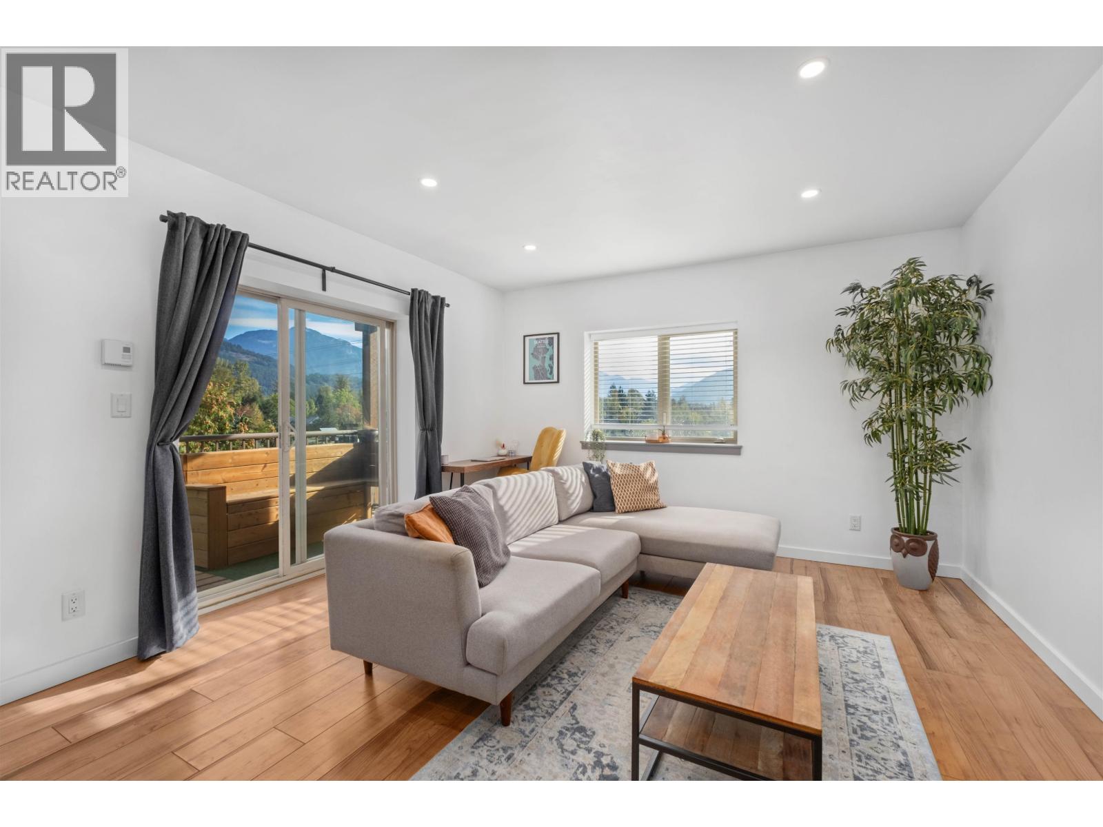 207 1411 PORTAGE ROAD, Pemberton, British Columbia