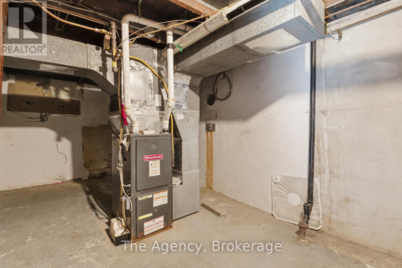 118 Morton Street, Thorold, Ontario  L2V 1C5 - Photo 20 - X12457266