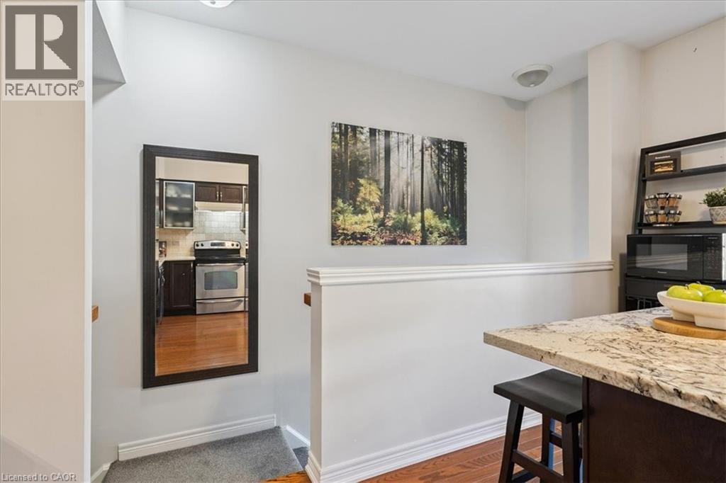 4258 Ingram Common, Burlington, Ontario  L7L 0C4 - Photo 7 - 40776053