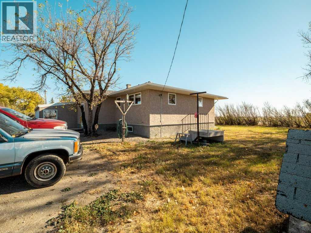101012 Range Road 234, Rural Lethbridge County, Alberta  T0L 1M0 - Photo 2 - A2263754