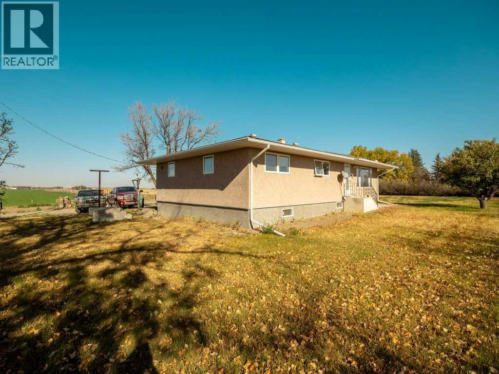 101012 Range Road 234, Rural Lethbridge County, Alberta  T0L 1M0 - Photo 3 - A2263754